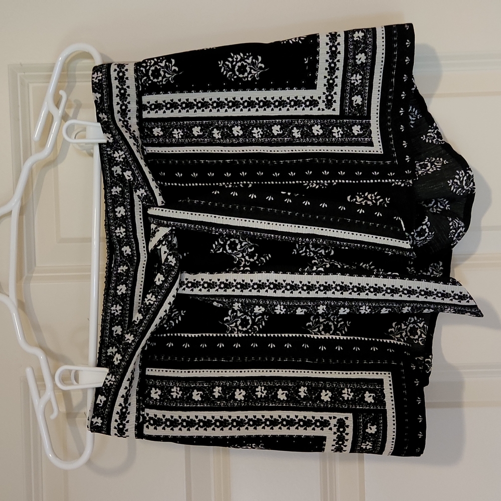 Socialite brand shorts